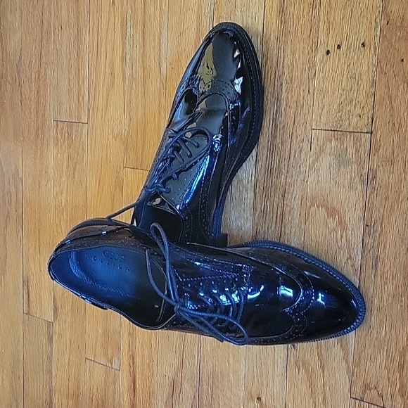 ASOS DESIGN Wide Fit Lace Up Shoes - Picture 4 of 11